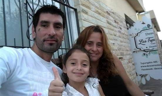 Lisandro es de San Genaro, fue adoptado de bebé y busca conocer sus orígenes