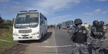 Fuga en autopista: el abogado de los agentes indicó que la imputación es “desmedida y exagerada”