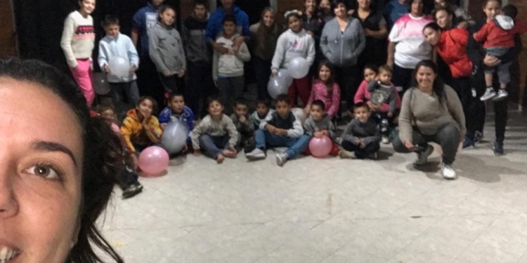 El fútbol femenino y la solidaridad se unieron para los niños