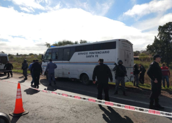 De película: emboscaron a la policía en la autopista y liberaron a los presos
