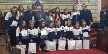 Distinguieron en Diputados a las campeonas nacionales de Alba