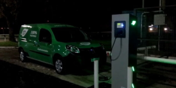 Inauguran este jueves los cargadores para autos eléctricos en la autopista