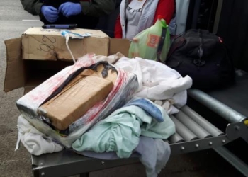 Una pasajera viajaba por autopista con 5 kilos de marihuana