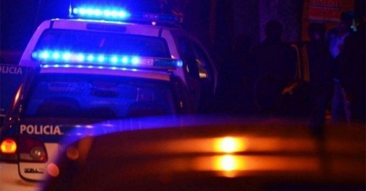 Un ciclista falleció al colisionar contra una camioneta