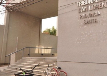 Tiene 20 años y fue condenado a seis años de prisión por diversos delitos