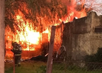 Bomberos sofocaron un incendio de magnitud