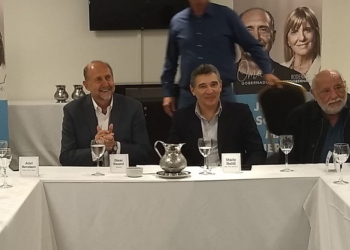 Ex diputados radicales sorprendieron con su apoyo a Perotti