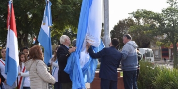 Conmemoración por el Día de la Bandera más linda del mundo
