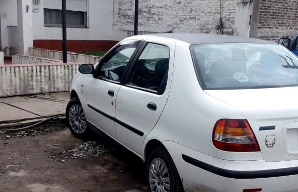Recuperaron en Maciel un auto que había sido robado en Coronda