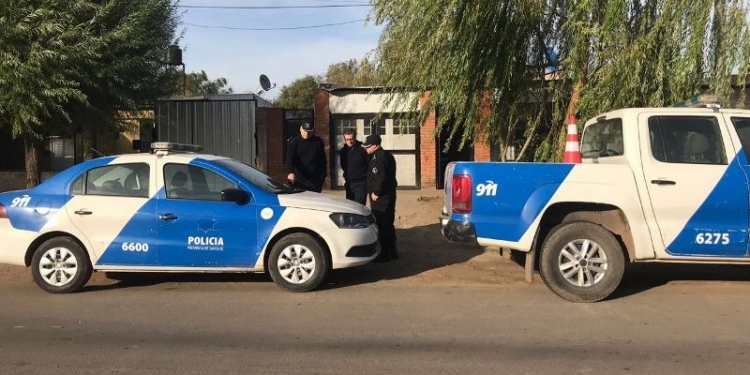 Secuestraron drogas en un allanamiento y dos personas fueron imputadas