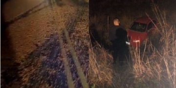 Un policía despistó producto del maíz que un camión perdió en la Ruta 65