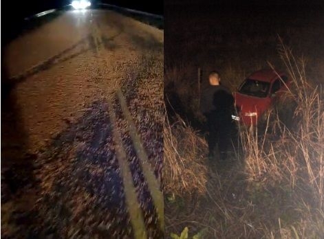 Un policía despistó producto del maíz que un camión perdió en la Ruta 65
