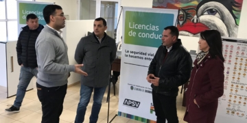 Se firmó el convenio y los vecinos de Oliveros podrán sacar su licencia en Serodino