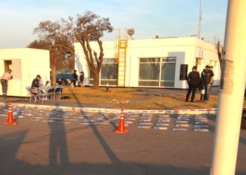 Autopista: impactante operativo antidroga en Villa La Ribera