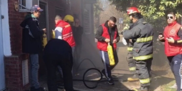 Totoras: Bomberos controlaron incendio en una vivienda céntrica