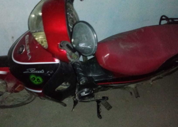 Una moto y una bicicleta colisionaron en el centro de la ciudad de San Genaro