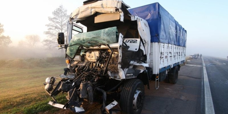 Accidentes en autopista: Vial Santa Fe apunta al clima y errores humanos