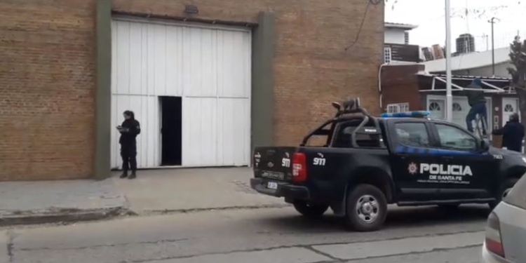 Un trabajador falleció al caer de un techo en San Lorenzo