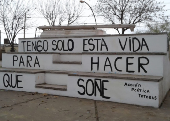 El grupo Nueva oportunidad de Totoras plasma su «acción poética» en la ciudad