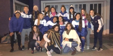 Las chicas de Alba partieron a Carlos Paz para participar de un torneo internacional