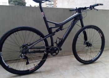 A punta de pistola, robaron una carísima bicicleta en el circuito de Andino