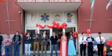 Con el corazón en llamas, Bomberos de Totoras festejaron sus 40 años