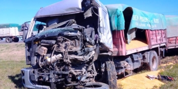 Fuerte choque entre San Genaro y Clason: un chofer herido