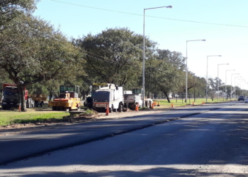 Vialidad comenzó la repavimentación de la Ruta 11 a la altura de Oliveros