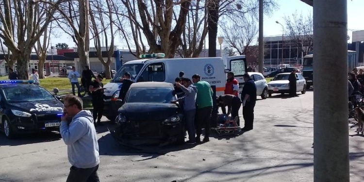 Dos mujeres colisionaron en Totoras y una debió ser hospitalizada