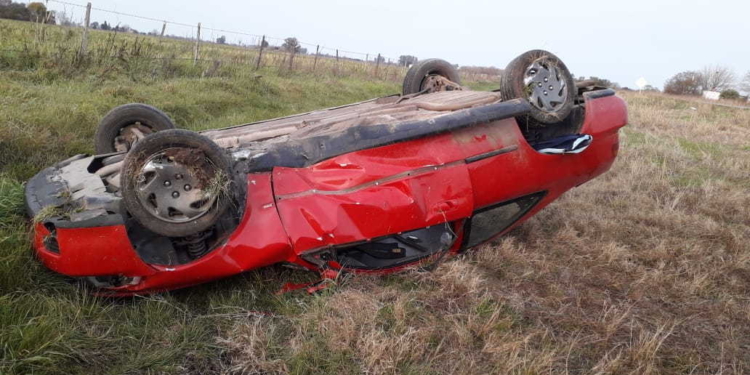 Jóvenes de Maciel y Monje volcaron en la ruta hacia Gaboto