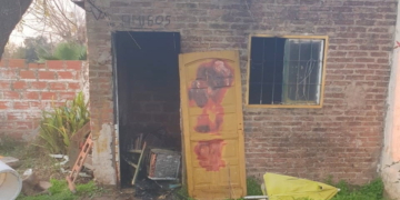 Un incendio generó pérdidas materiales en una vivienda