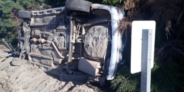 Choque y vuelco en la autopista Rosario Santa Fe
