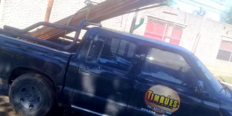 Timbúes: robó una camioneta y fue recuperada cuando intentó vender la batería