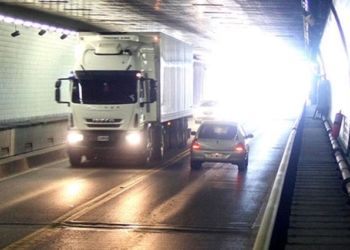 Buscan a personas de la región que hayan construido el túnel subfluvial