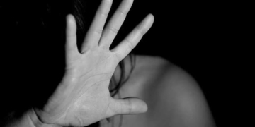Denunciaron que dos jóvenes violaron a una chica de 14 años