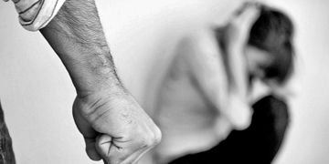 Realizarán una marcha en apoyo a la mujer golpeada por su ex marido