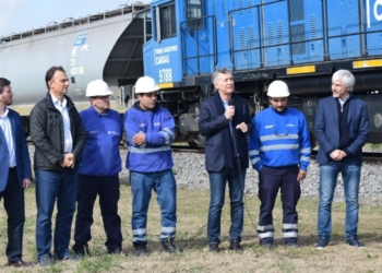 Macri en Oliveros: «Esta obra significa trabajo y seguridad»