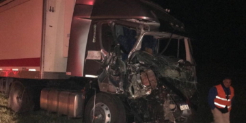 Triple choque de camiones en la Ruta 34: dos choferes heridos