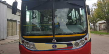 El transporte escolar de Maciel está fuera de servicio por una falla mecánica