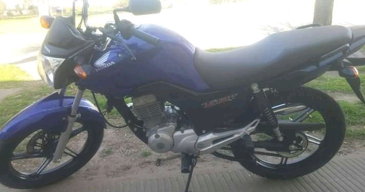 Le robaron la moto a punta de pistola cuando iba a trabajar