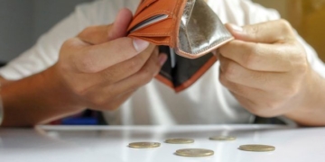 [OPINIÓN] Comunas asfixiadas: presente en rojo, futuro en negro