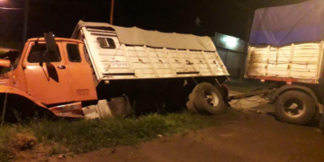 Ruta 11: una mujer herida tras un choque entre un auto y un camión