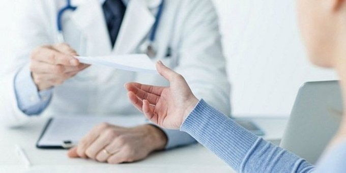 La médica de Maciel denunció penalmente a la mucama que falsificaba su sello y firma