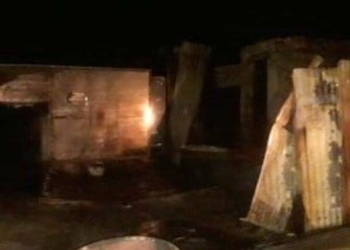 Tiene 68 años, perdió todo en un incendio y sufrió quemaduras
