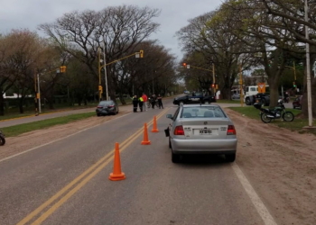 Un hombre de Serodino y una mujer de Oliveros chocaron en Gálvez