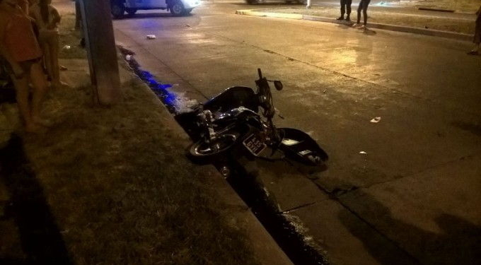 Perdió el control de su moto y cayó sobre Ruta 65 en San Genaro