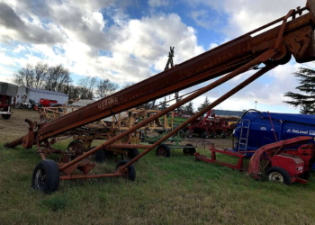 Un trabajador herido al quedar uno de sus pies aprisionado en una máquina