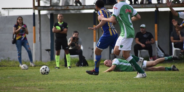 Dieron inicio las semifinales del año de la Totorense