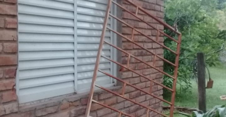 Arrancaron una reja y robaron en una vivienda de Totoras