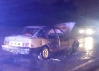 Un auto se prendió fuego en Ruta 11 mientras viajaba una familia